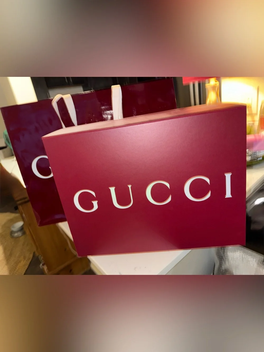 GUCCI Shopping Bag, Box & Ribbon. White Logo. Matte Box / High Shine Bag